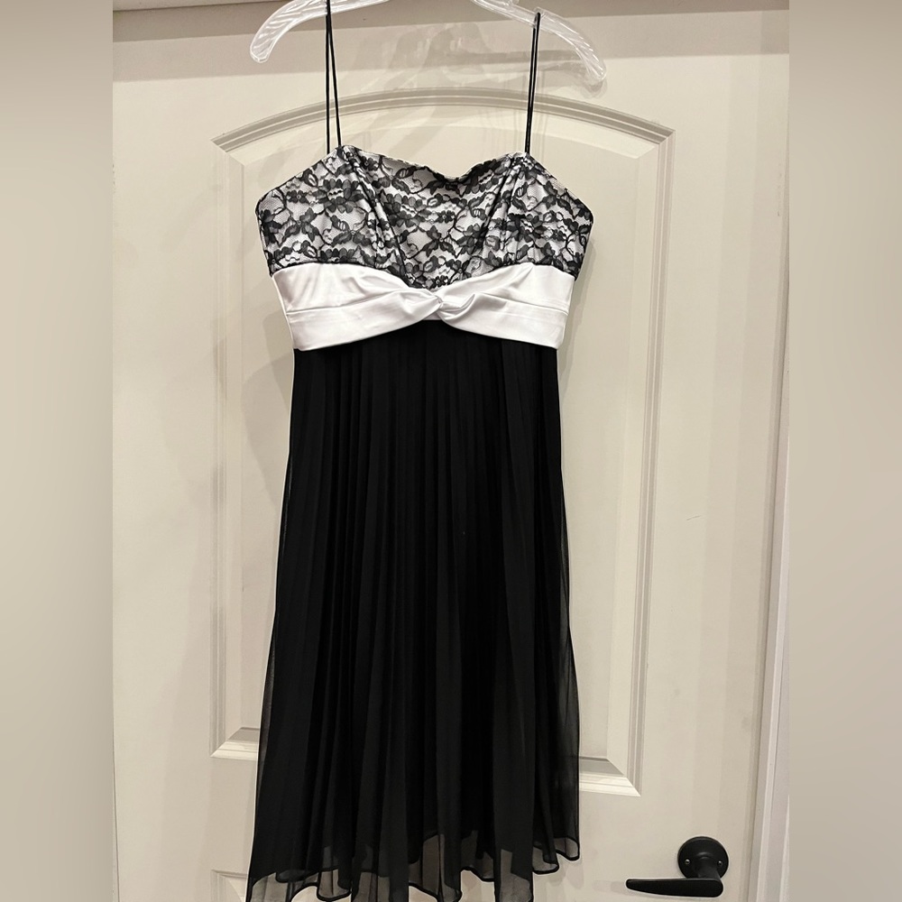 Alex Evenings semi formal / wedding guest dress.